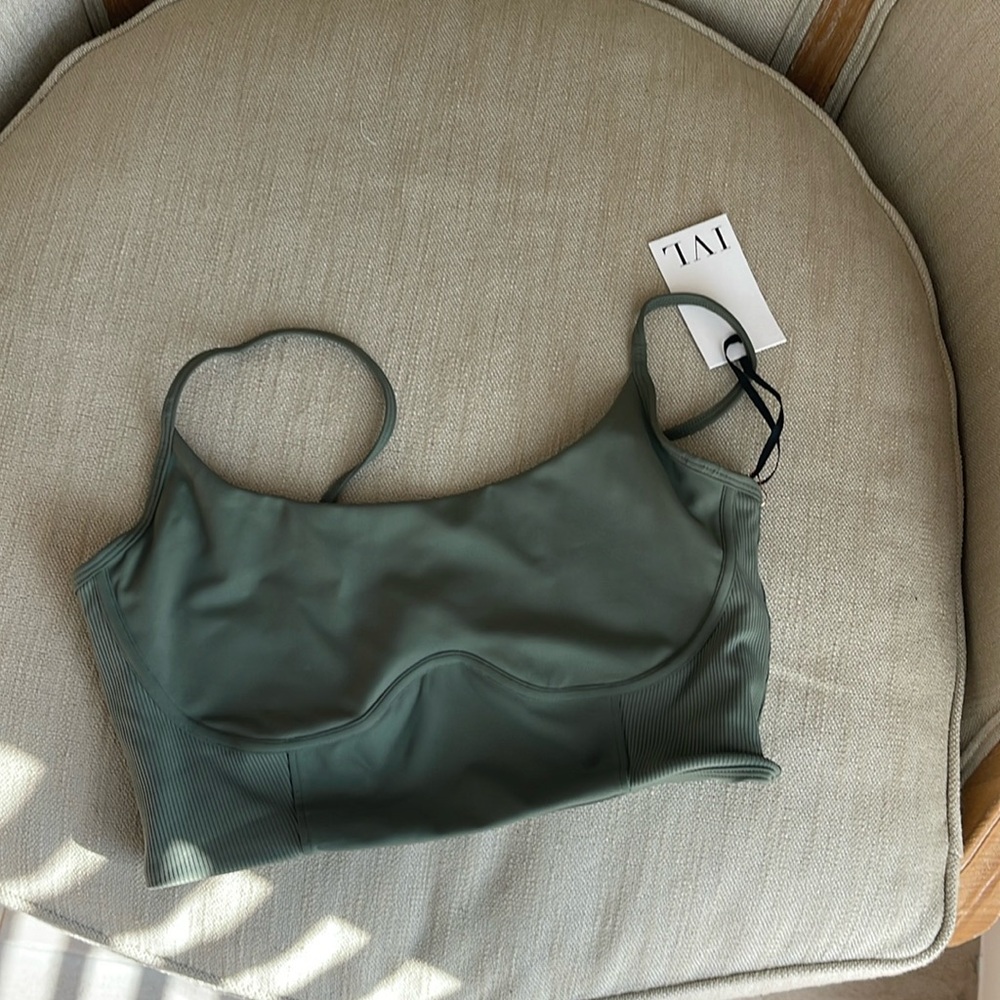 IVL sports bra